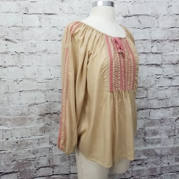 Angie L Embroidered Peasant Blouse Pink Detail 3/4 Sleeve Boho Top - Picture 2 of 7